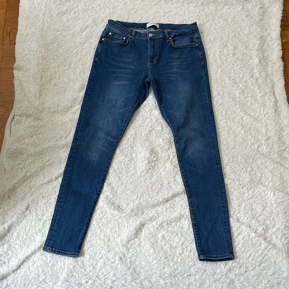 Legend London Men's Spray On Jeans - Picture 8 of 14